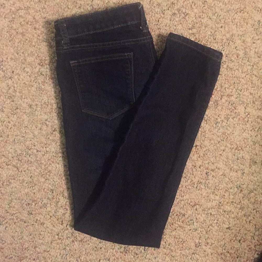 Dark wash jeggings